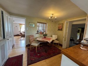 Breakfast Room- click for photo gallery